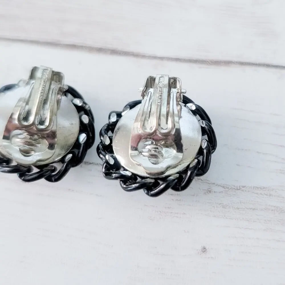 Vintage Clip On Earrings 7/8
